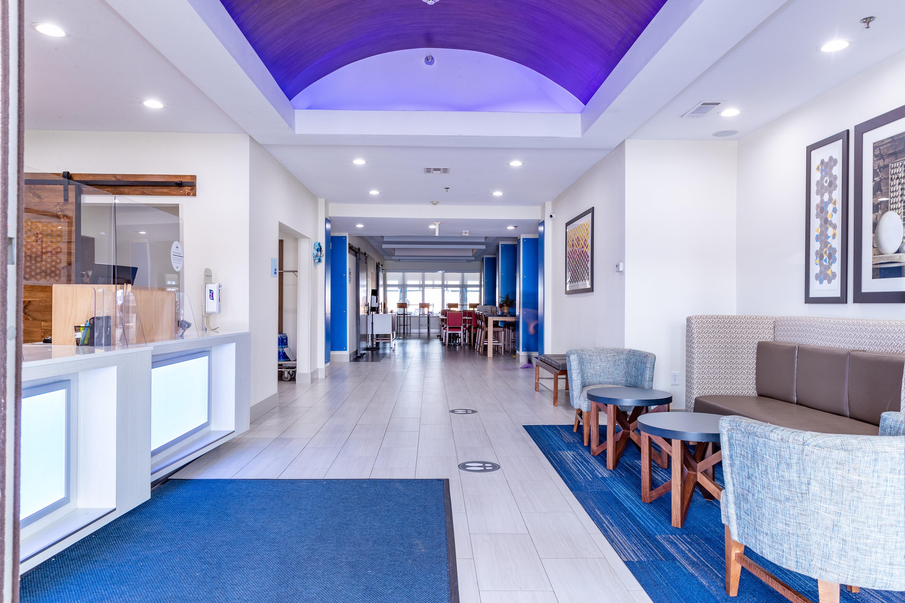 Holiday Inn Express Hereford By Ihg Exterior photo