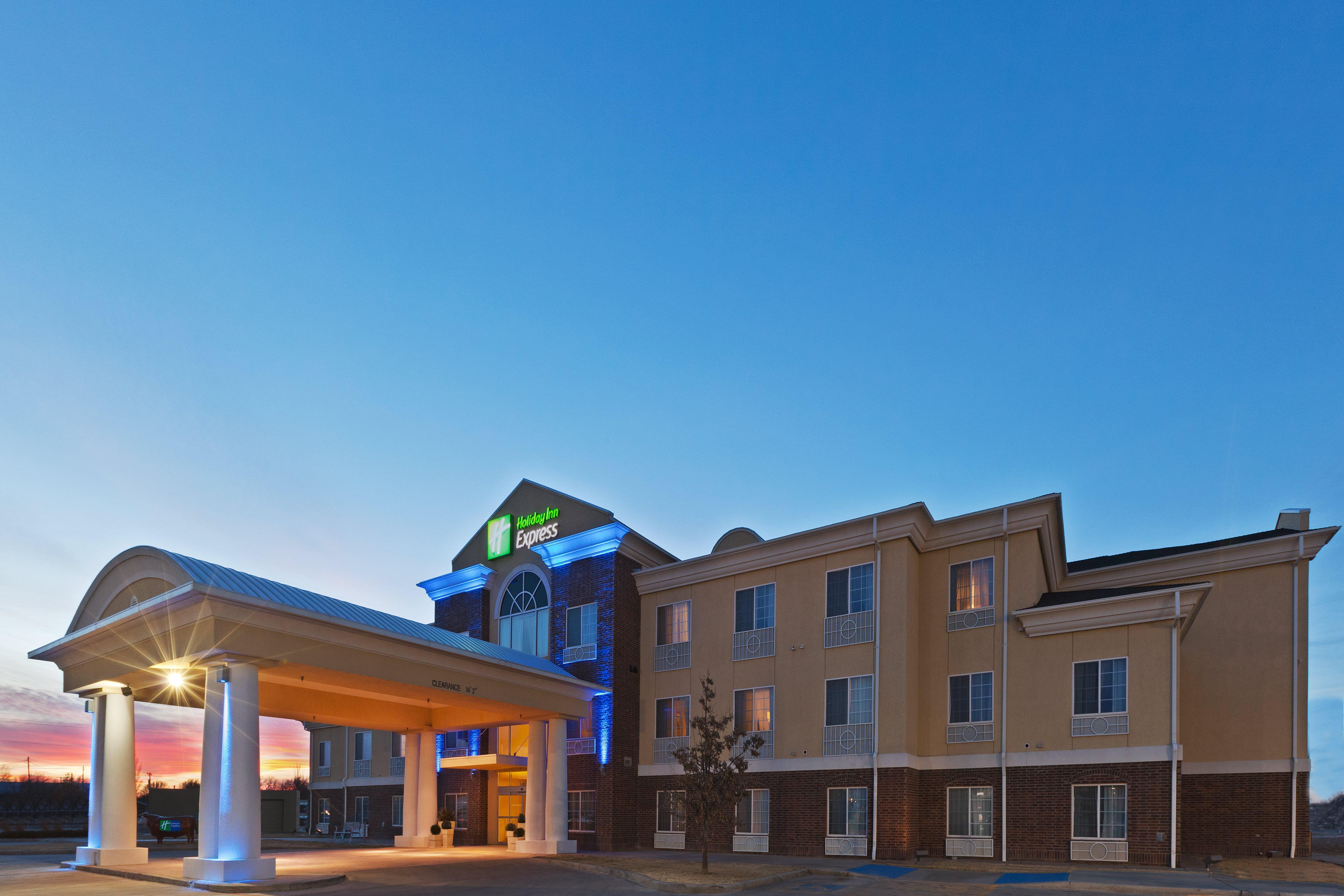Holiday Inn Express Hereford By Ihg Exterior photo