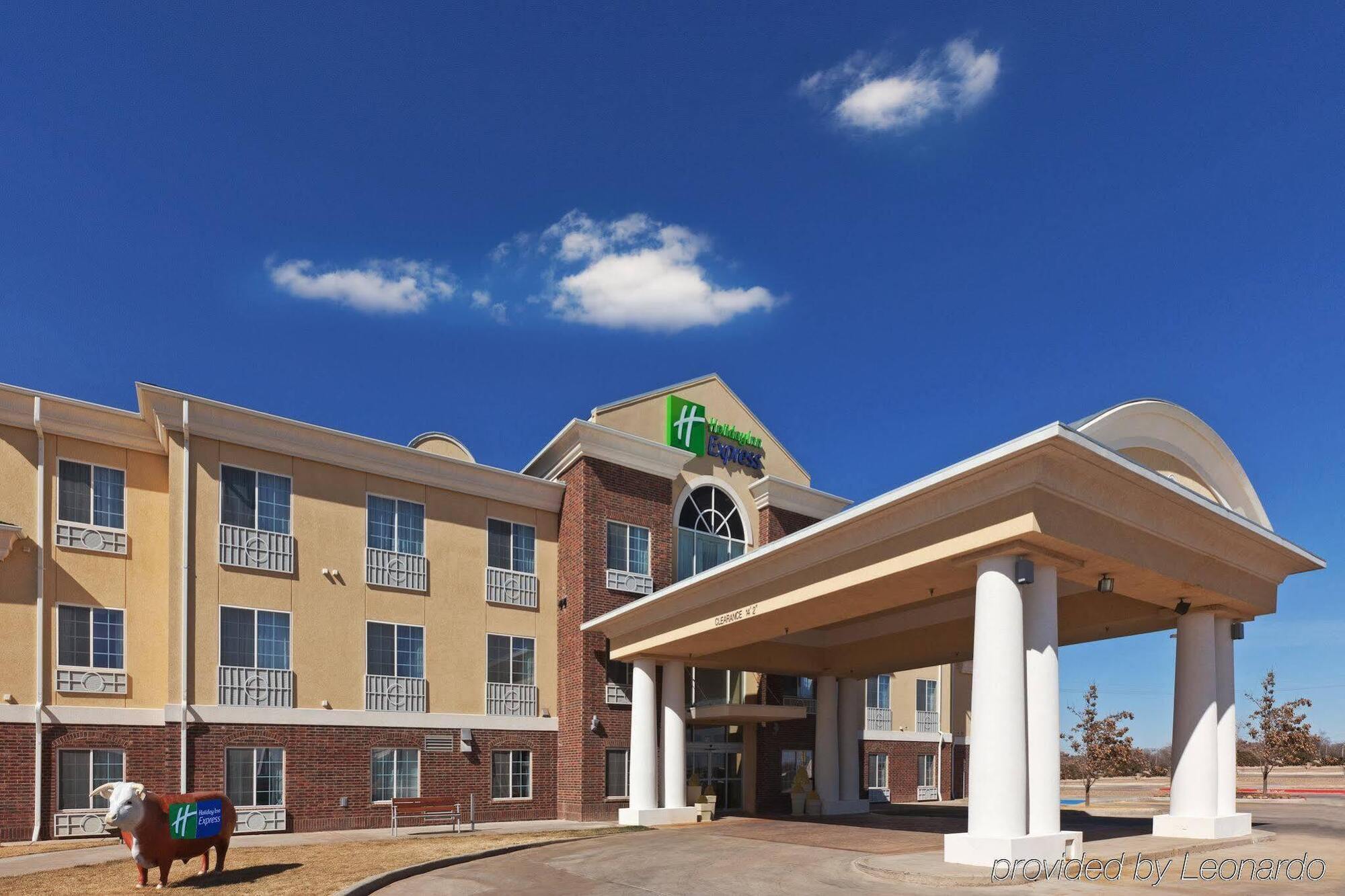 Holiday Inn Express Hereford By Ihg Exterior photo